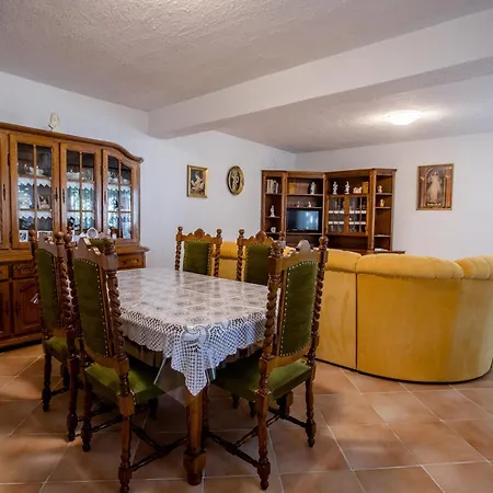 Apartman Zdenka Rab Town