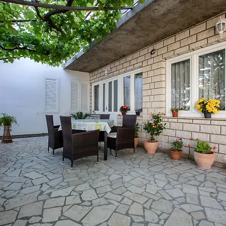 Apartman Zdenka Rab Town