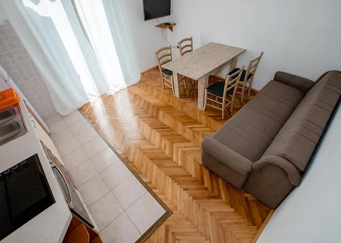 Apartamento Zdenka Rab Town