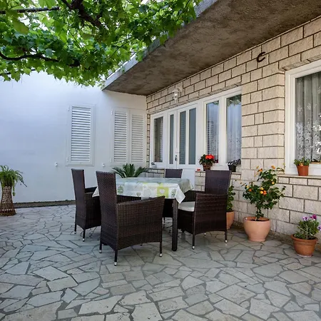Apartment Zdenka *